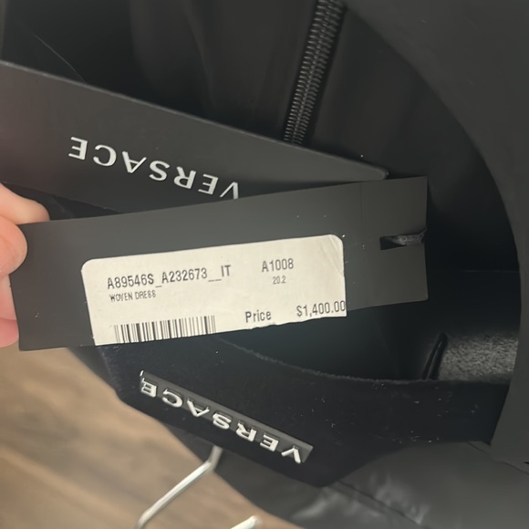 Black Versace dress - Picture 6 of 6